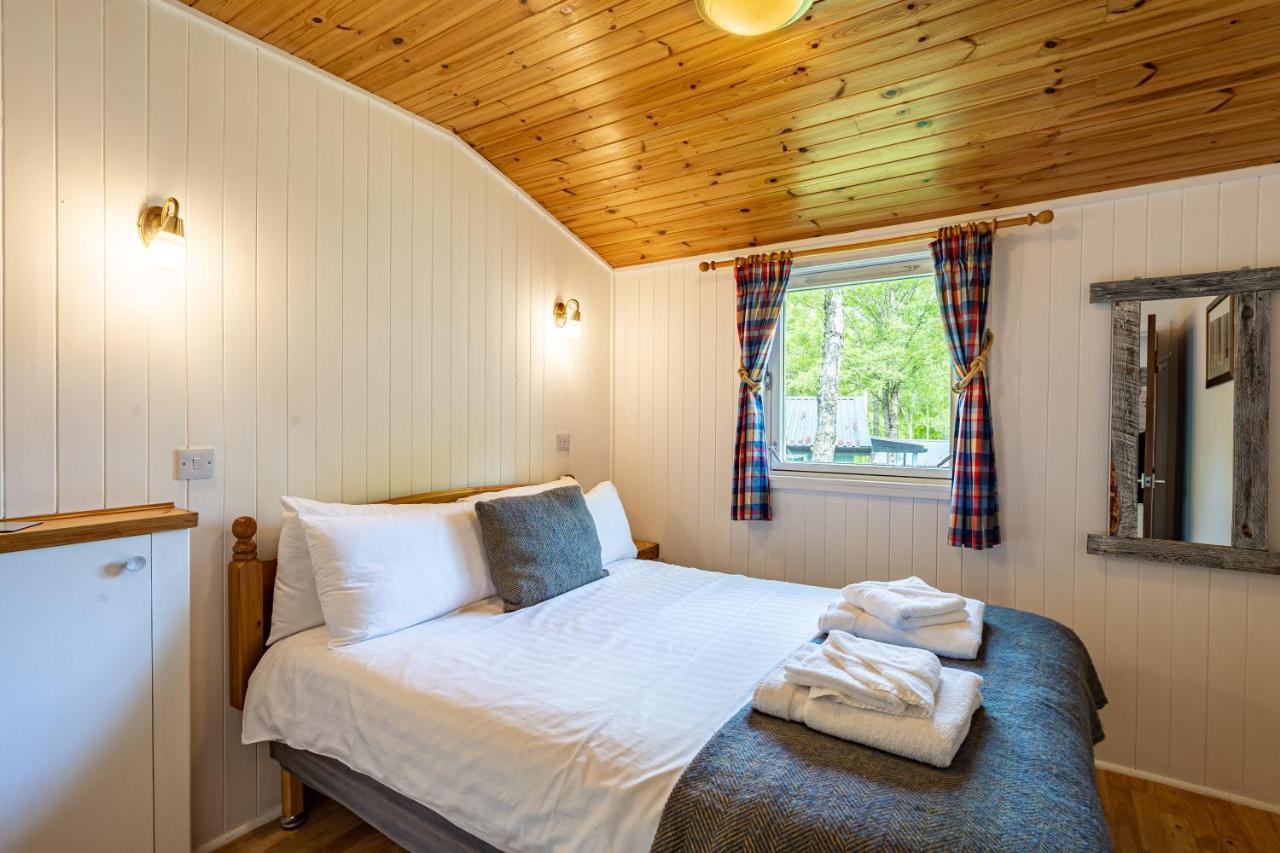 Heather Lodge 10 With Hot Tub Belladrum Exterior photo